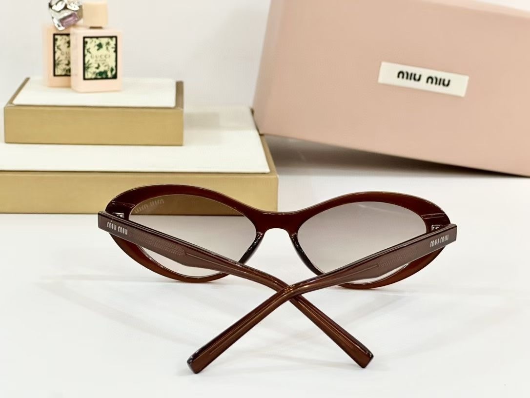 MIU MIU - SMU 48WS - 55 17 147