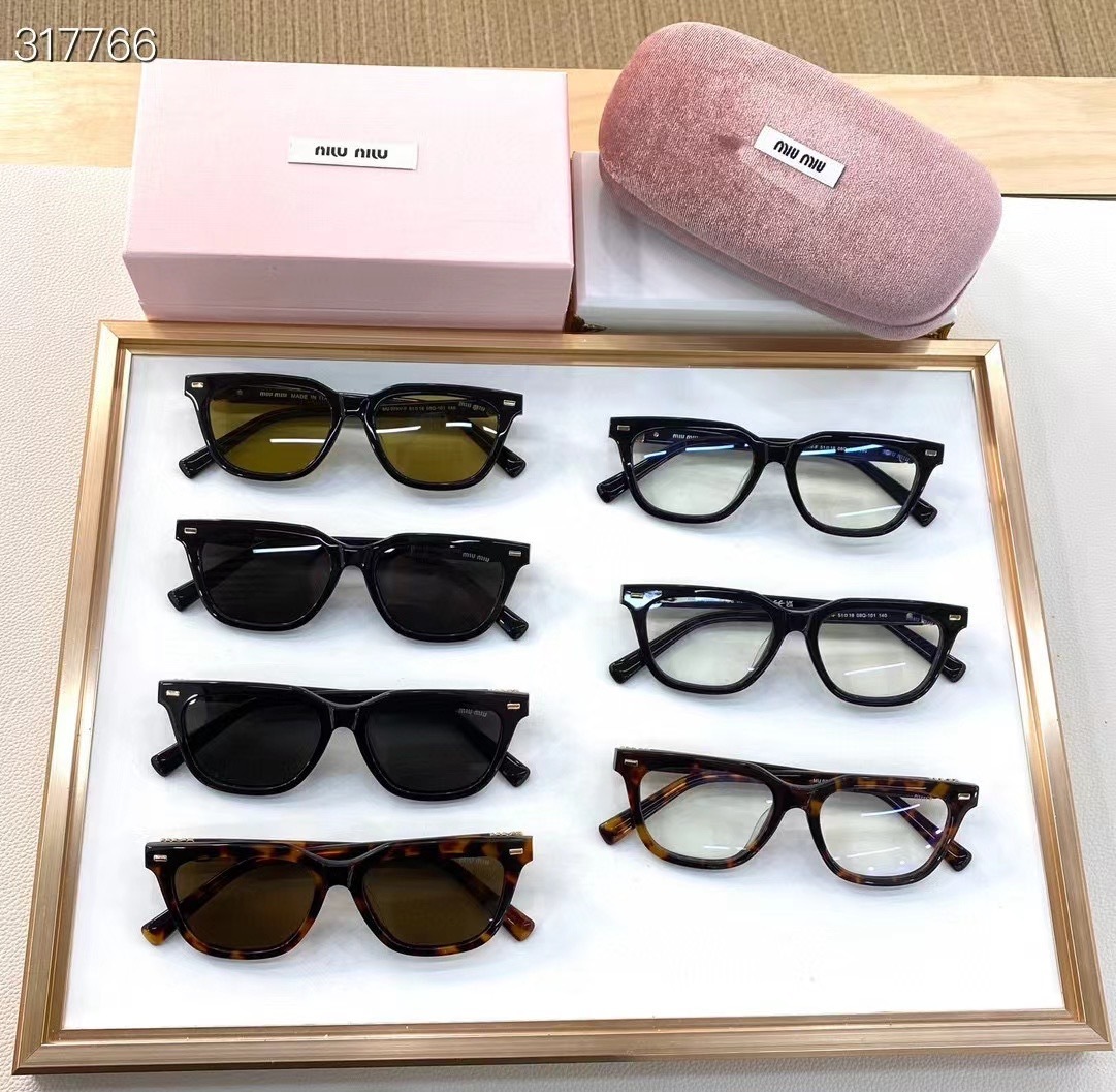 MIU MIU - MU 07XV - 51 18 140