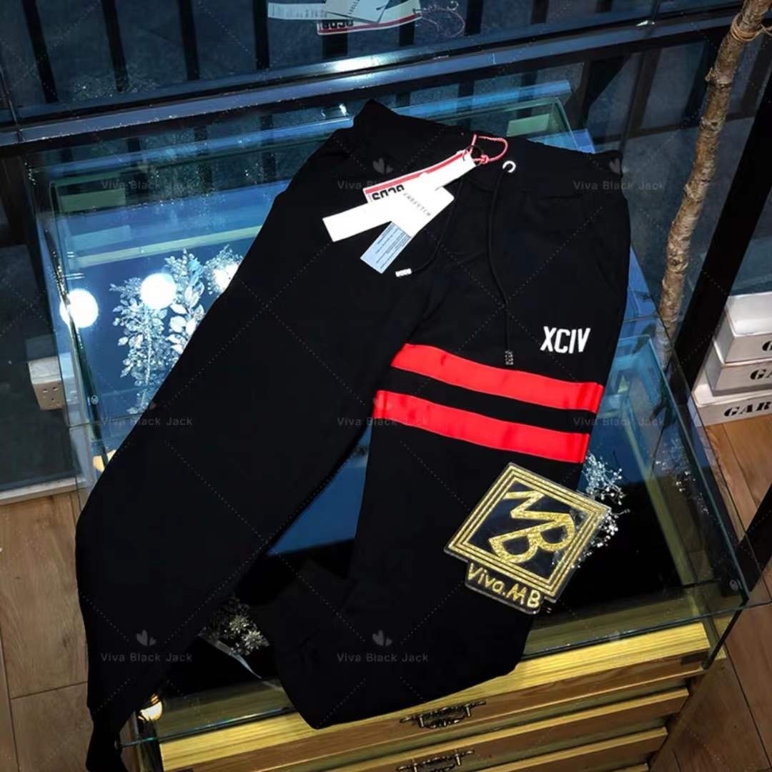 2180）GCDS 21新款 紅織帶 XCIV 休閒 運動 長褲 棉褲 時尚 潮流 男女同款