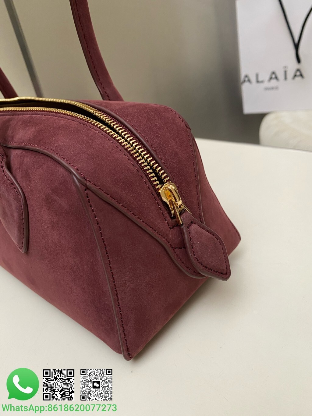 Alaia Alaïa Small Le Teckel Suede Leather Handle Handle Shoulder Bag