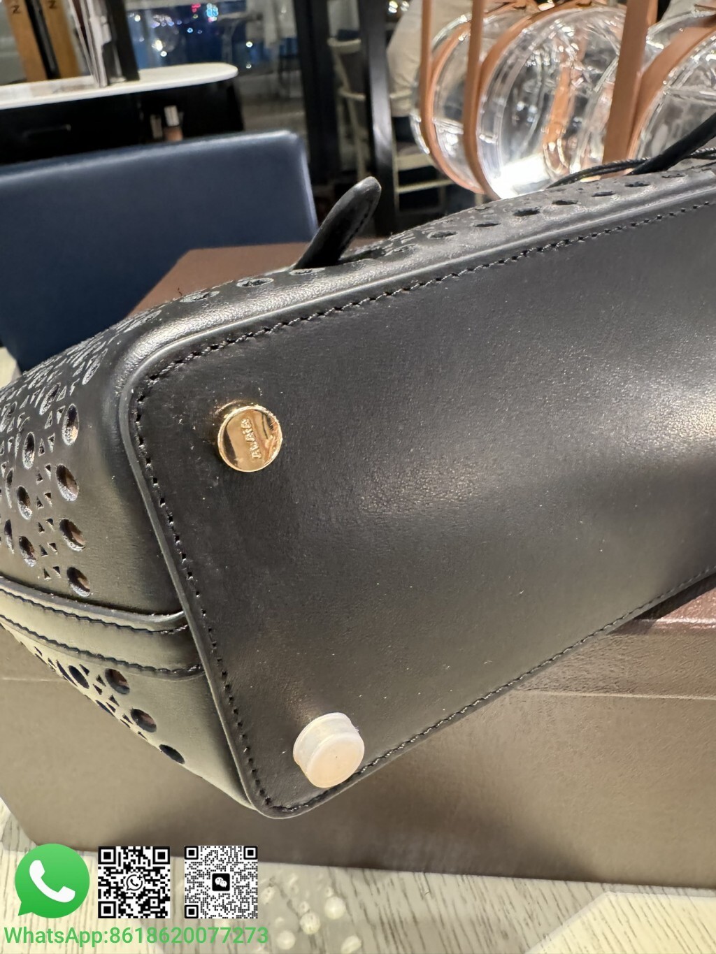 Alaia Alaïa Neo Mina 20 Small Bag Vienne Calfskin Handle Shoulder Bag Tote