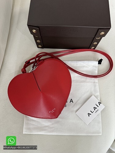 Alaia Le Coeur Leather Convertible Shoulder Bag