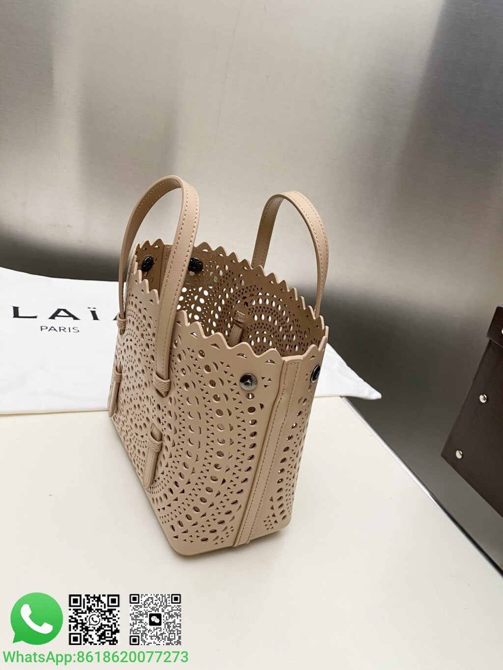 Alaia Alaïa Le Mina 20 Perforated Moucharabieh Leather Handle Shoulder Bag Tote