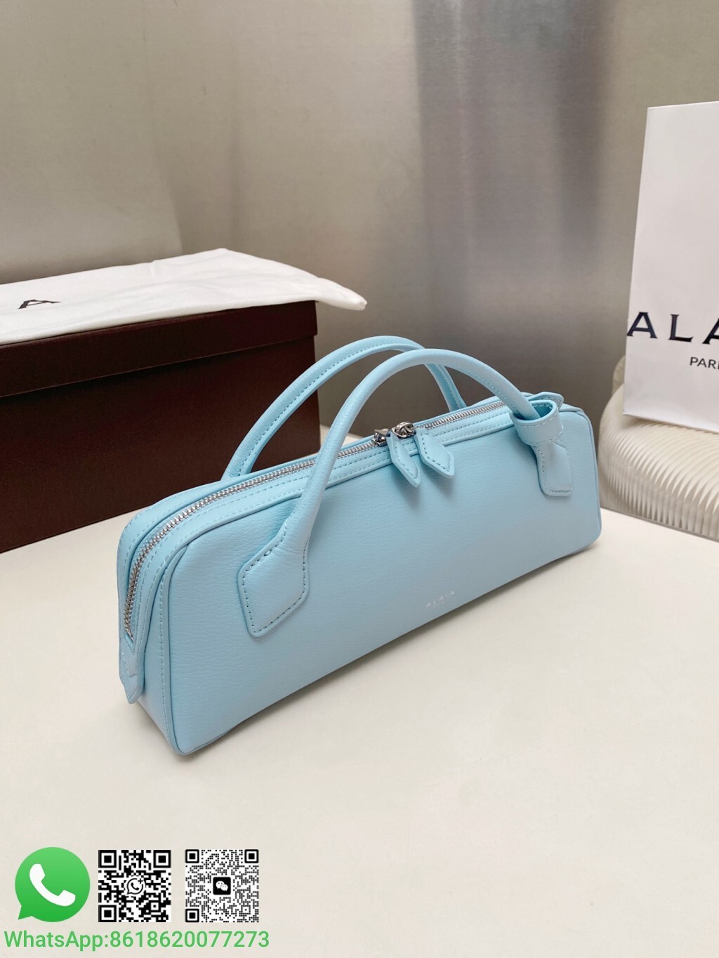 Alaia Alaïa Medium Le Teckel Textured Leather Handle Tote Bag