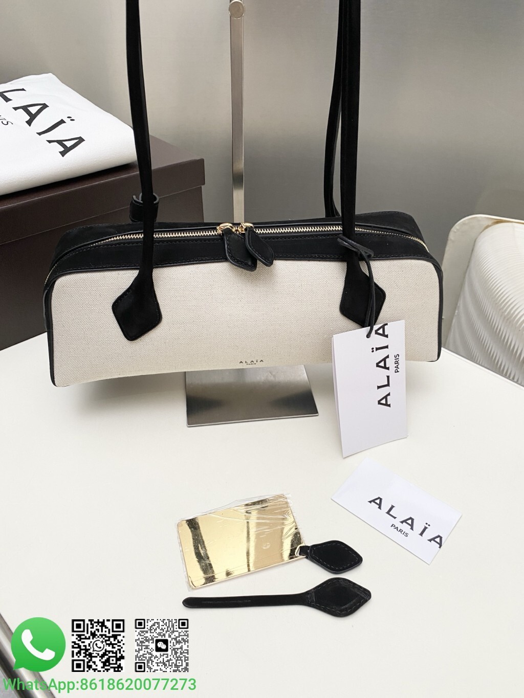 Alaia Alaïa Large Le Teckel Canvas Leather Handle Handle Shoulder Bag