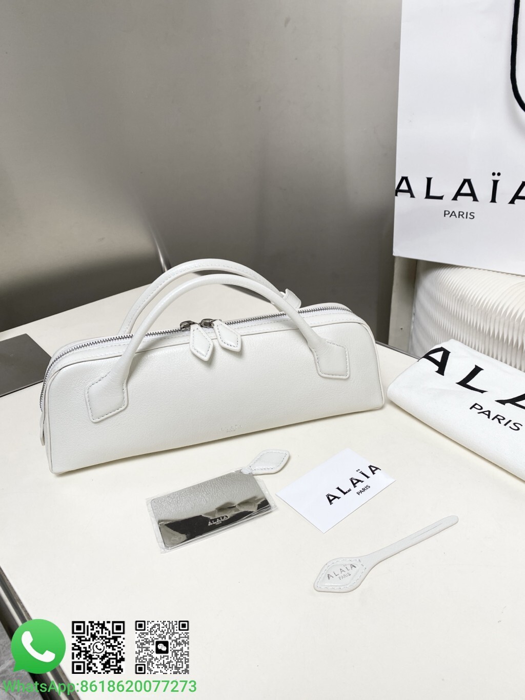 Alaia Alaïa Medium Le Teckel Textured Leather Handle Tote Bag