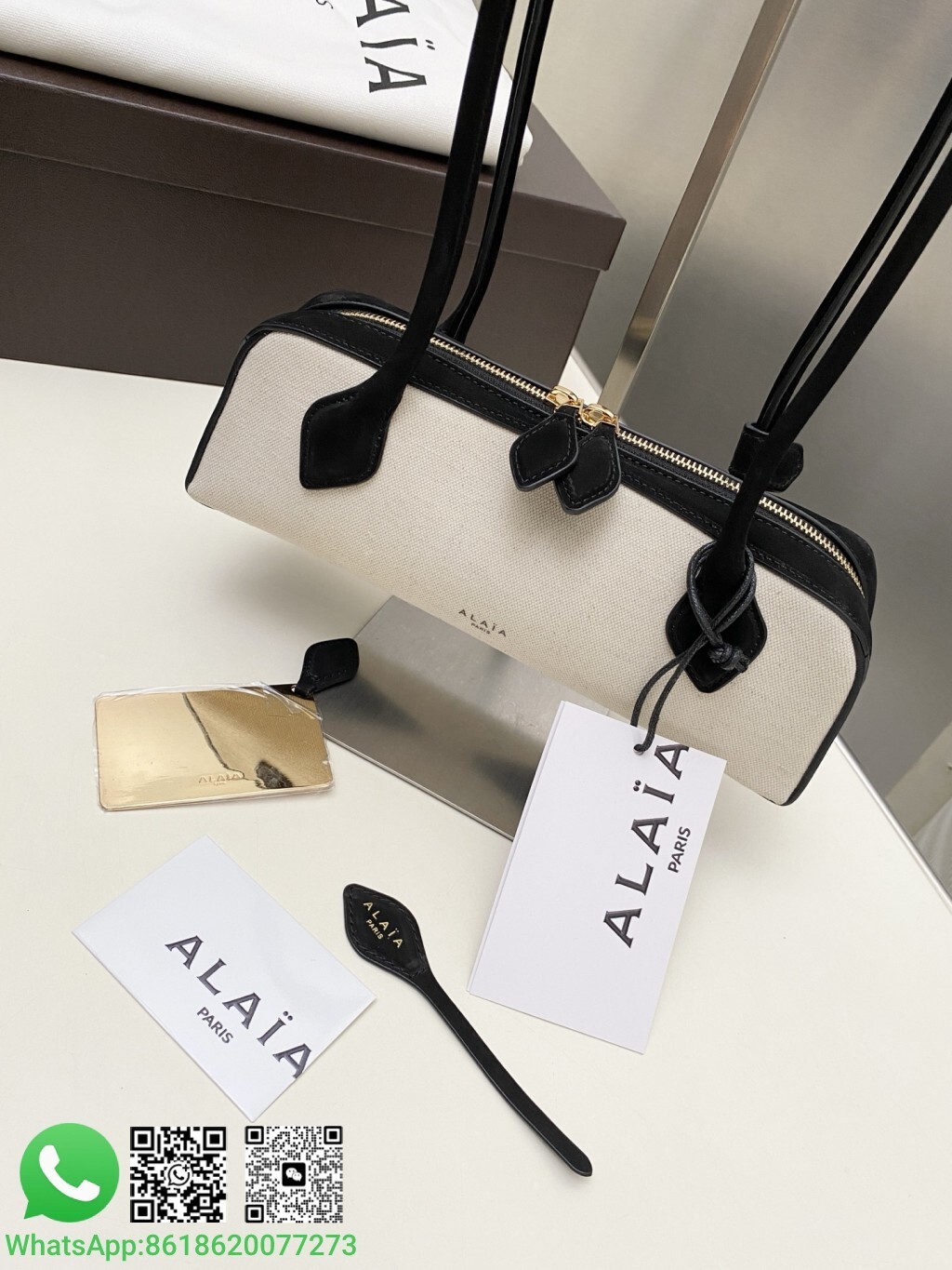 Alaia Alaïa Small Le Teckel Canvas Leather Handle Handle Shoulder Bag