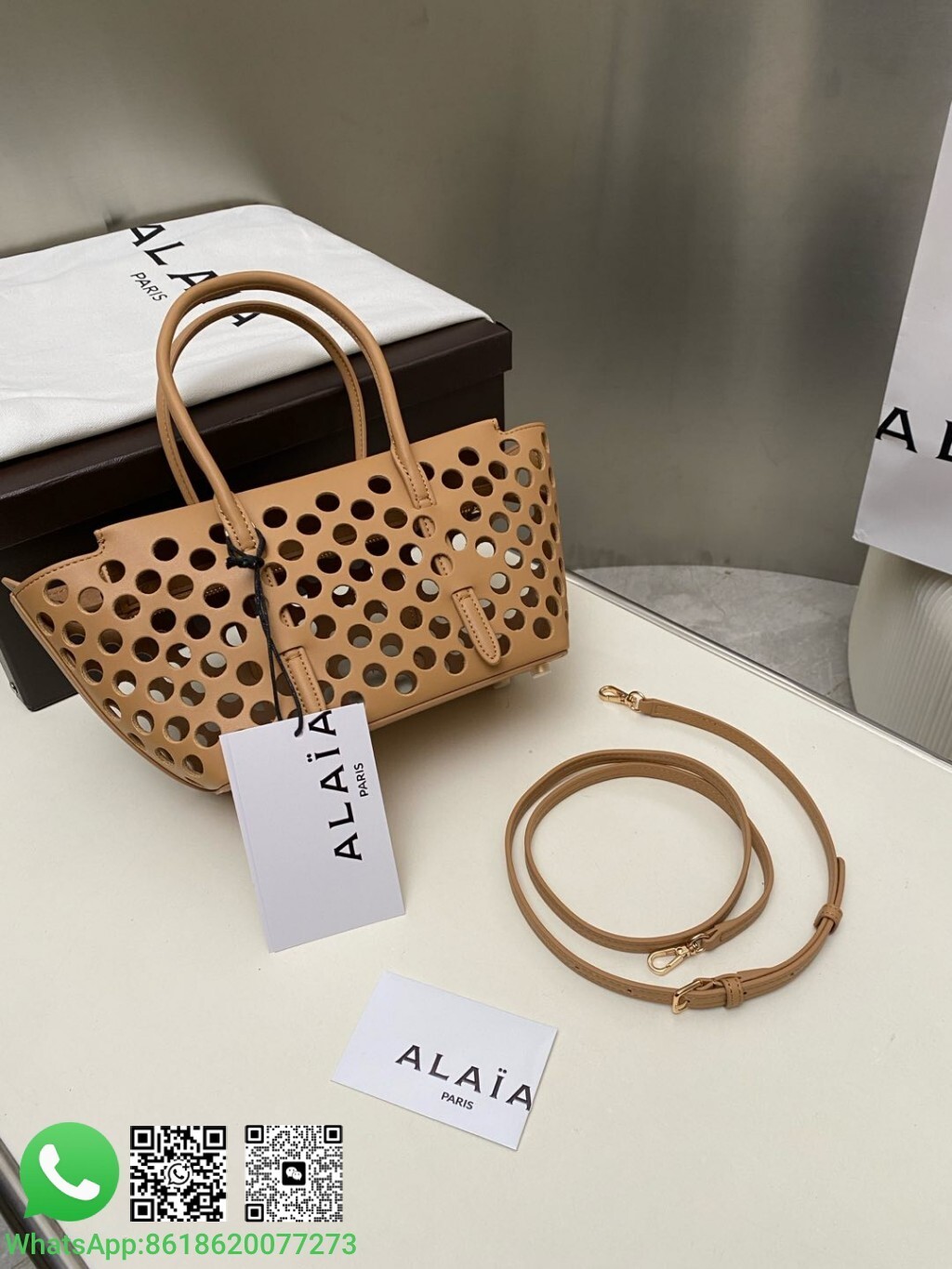 Alaia Alaïa Neo Mina 20 Small Bag Vienne Calfskin Handle Shoulder Bag Tote