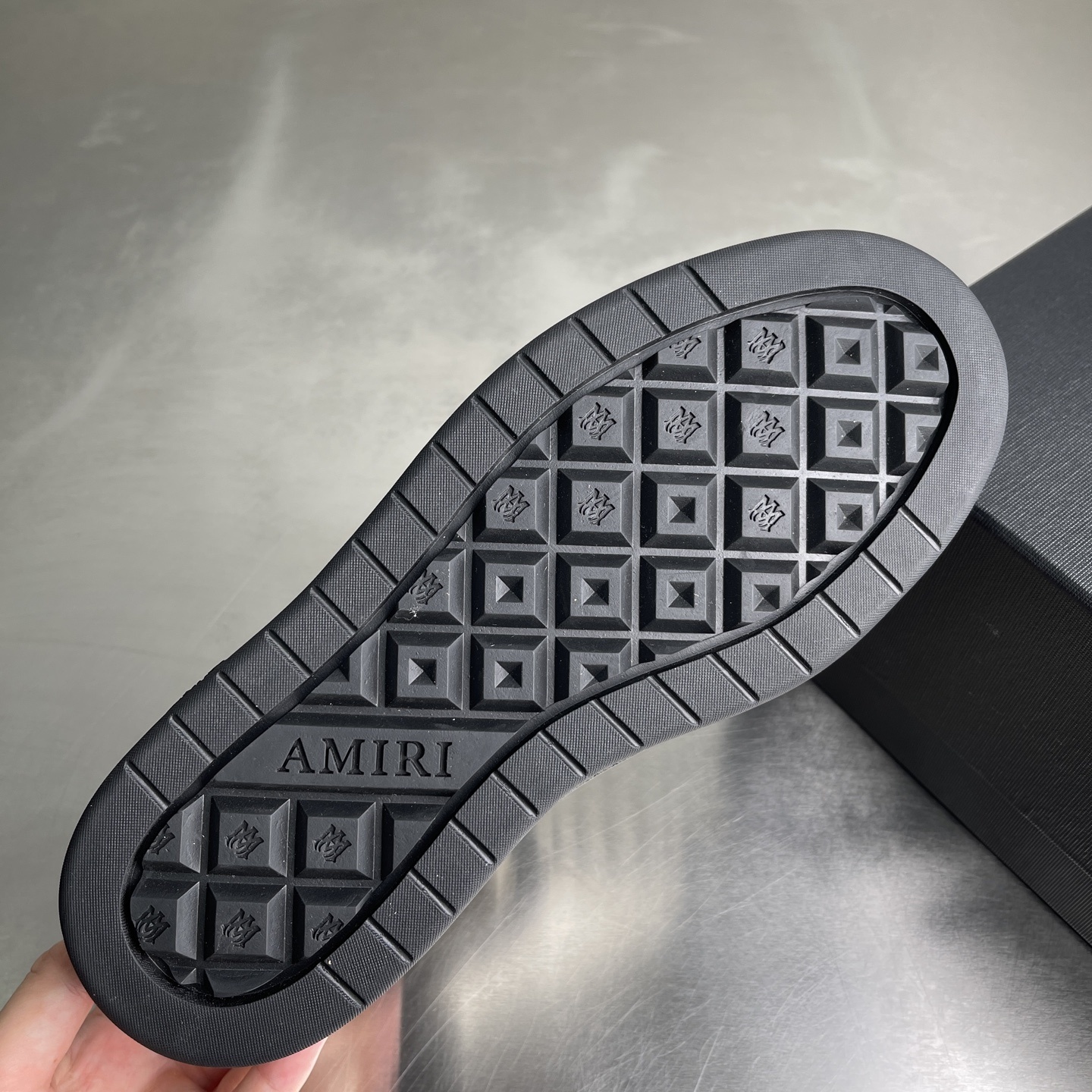 Amiri Sneakers 39-44 2025.9.3