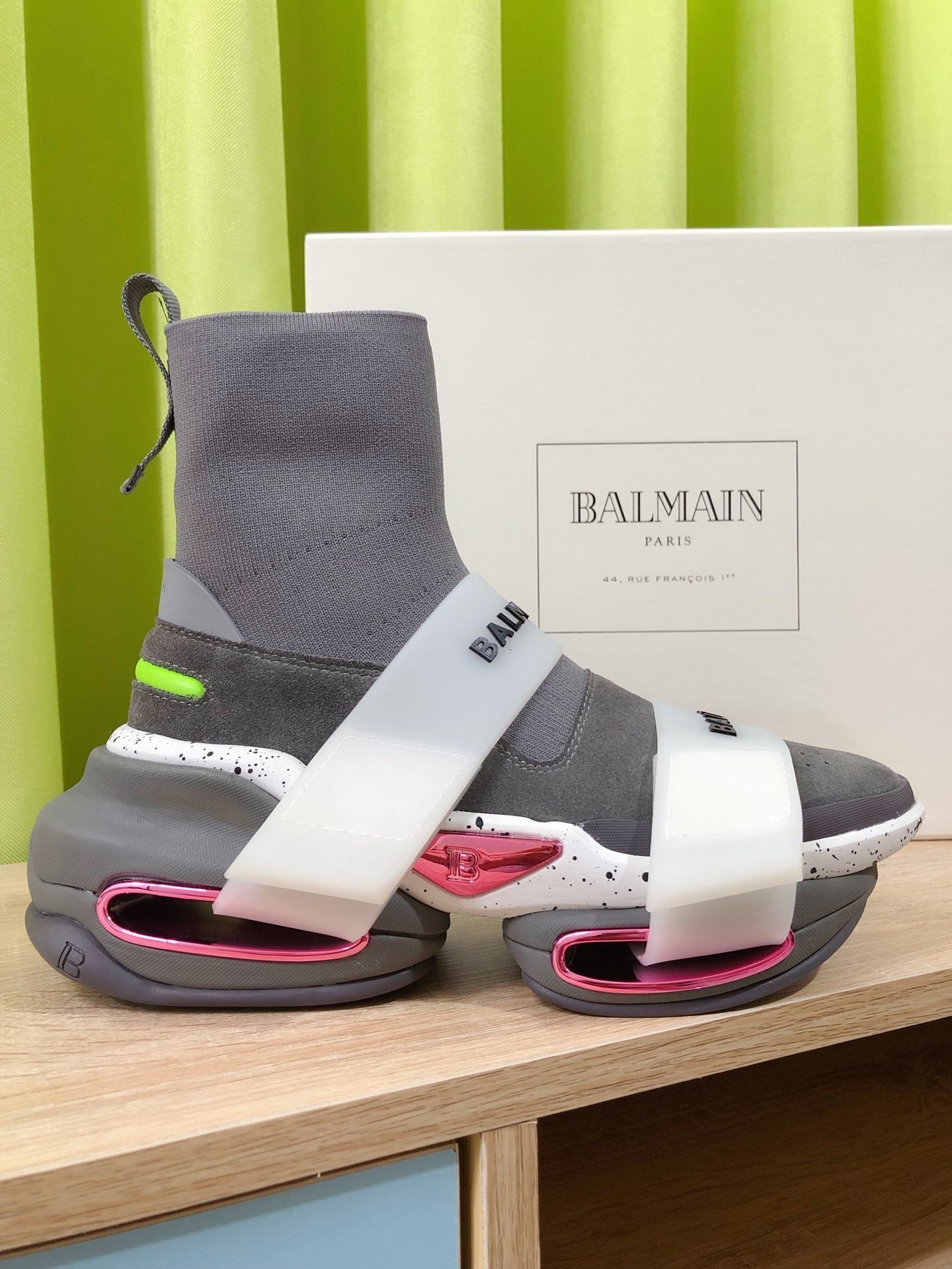 BA*LM*A1N SHOES