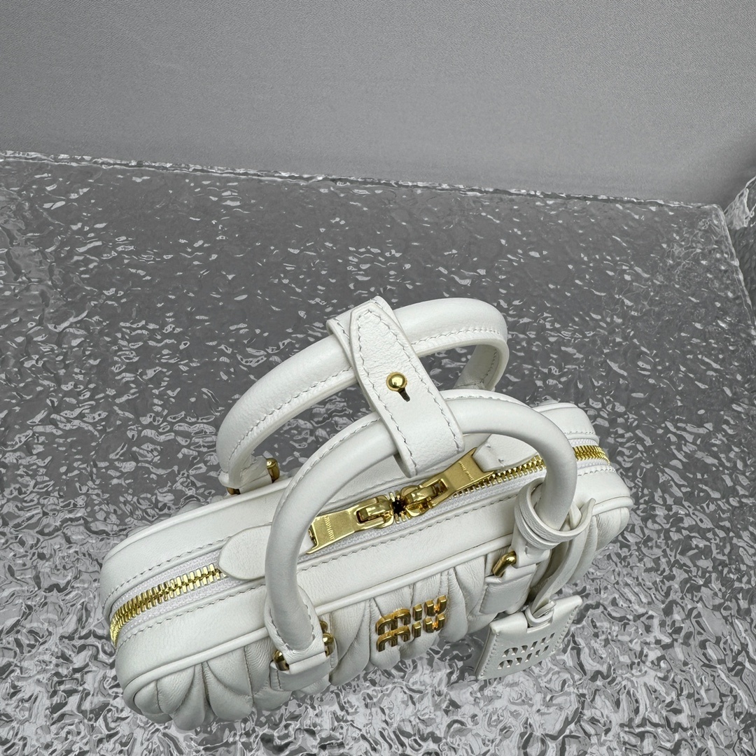 Miumiu Margaret Keane