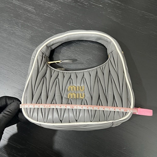 Miumiu 𝐰𝐚𝐧𝐝𝐞𝐫 𝐡𝐨𝐛𝐨