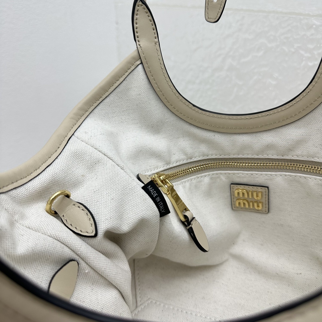 Miumiu tote bag