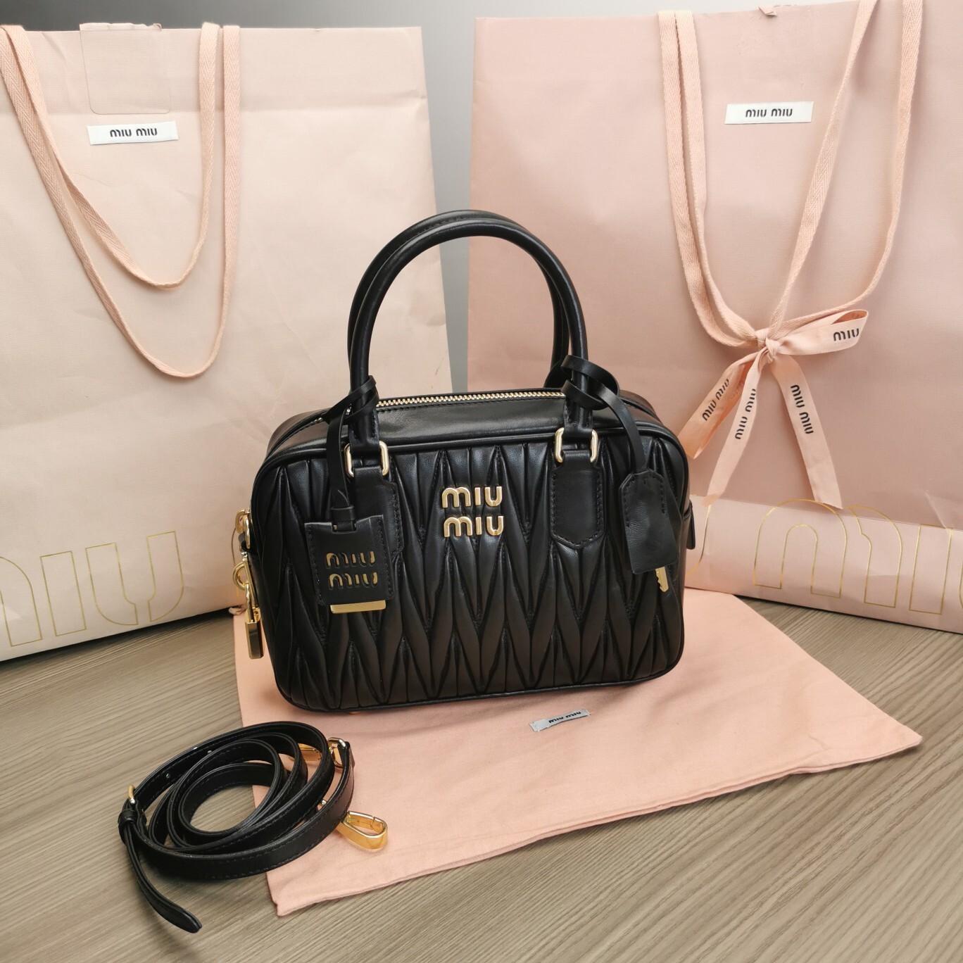 Miumiu too pretty bag