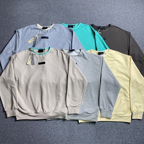 ￥140 FOG FEAR OF GOD ESSENTIALS Crewneck