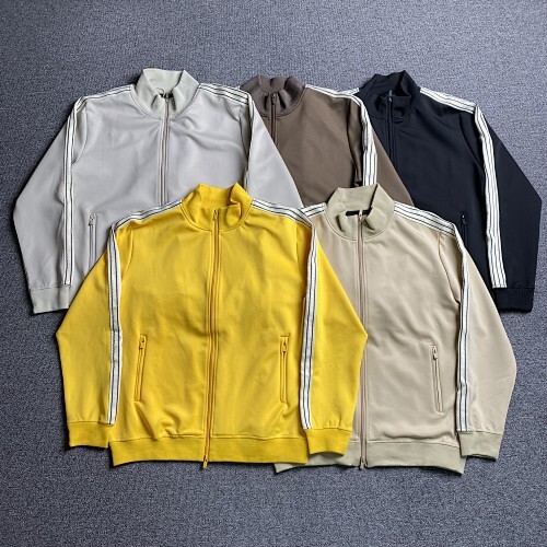 ￥150 FOG FEAR OF GOD ESSENTIALS Crewneck
