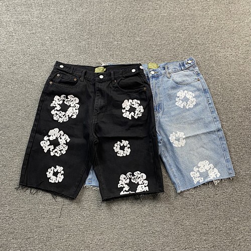 ￥230 AMIRI Jeans