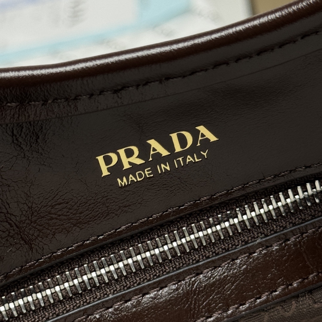 PRADA 0176