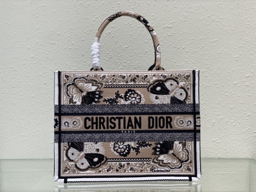DIOR1147