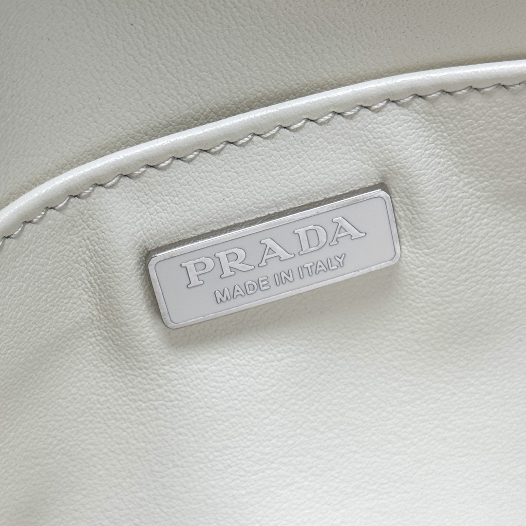 PRADA 0214