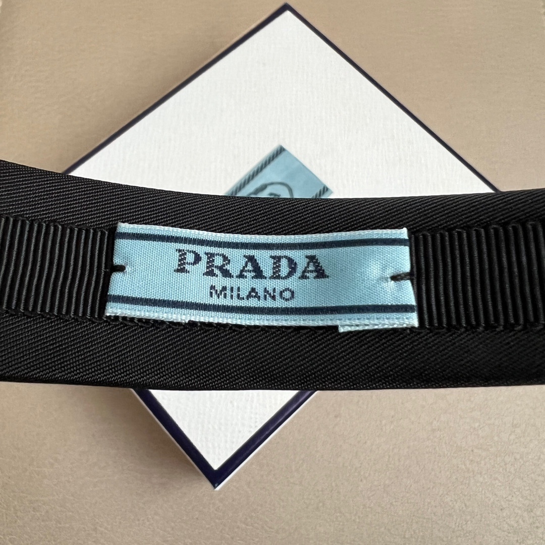 PRADA 0003