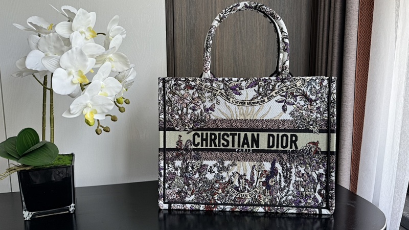 DIOR1217