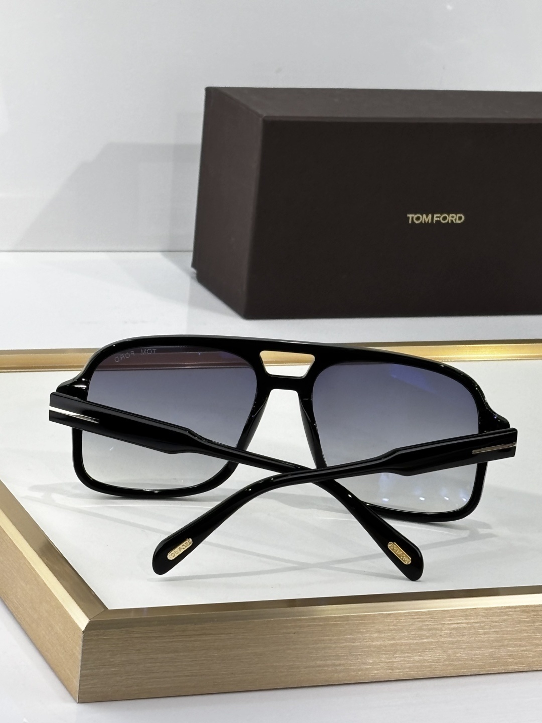 TOM FORD 0009