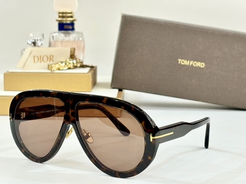 TOM FORD 0064