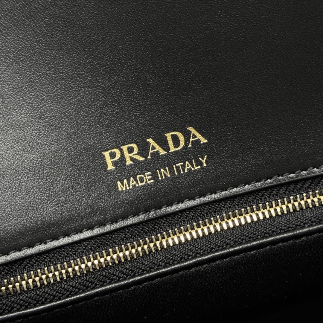 Prada 0198