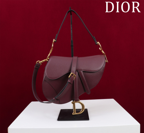 DIOR0936