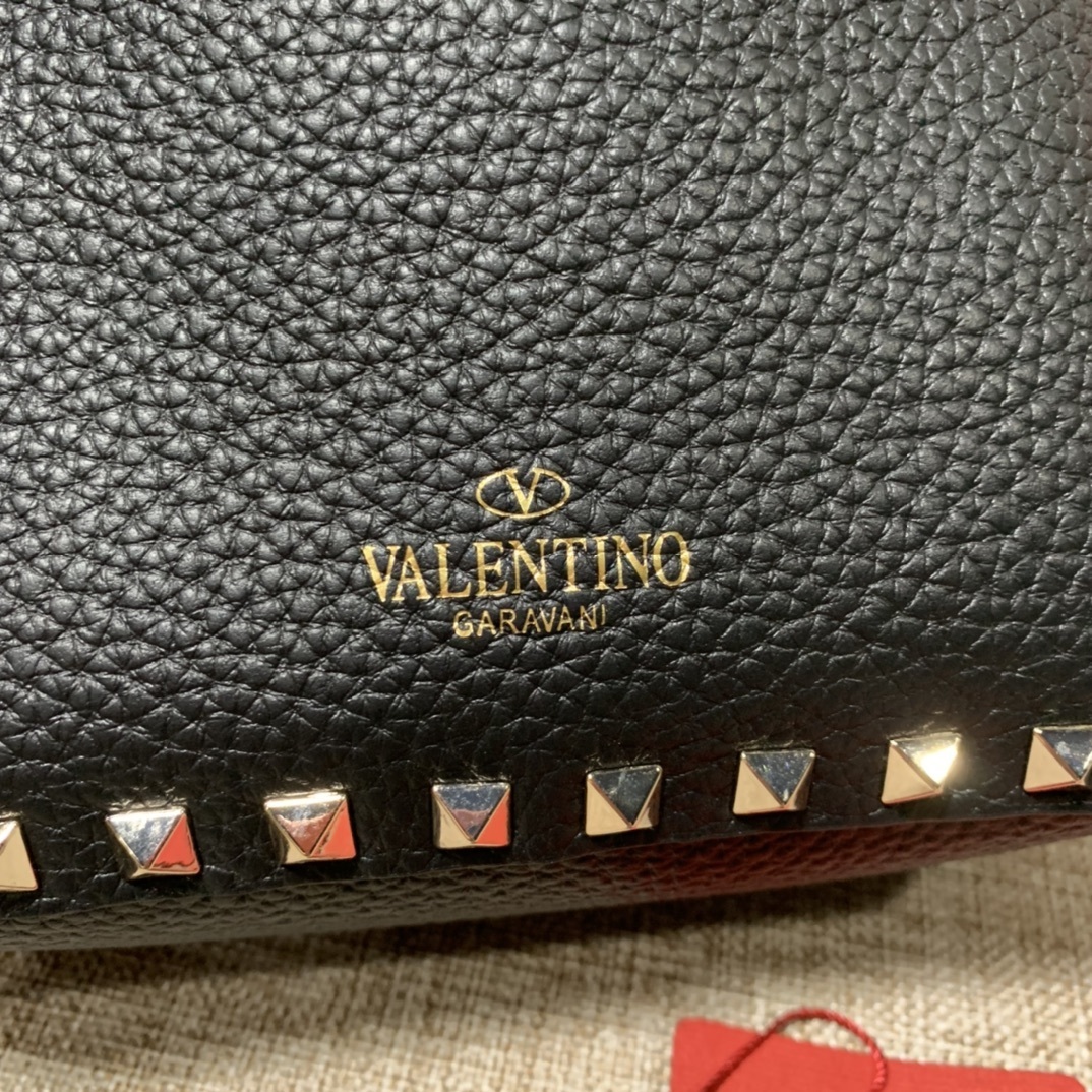 Valentino 0088