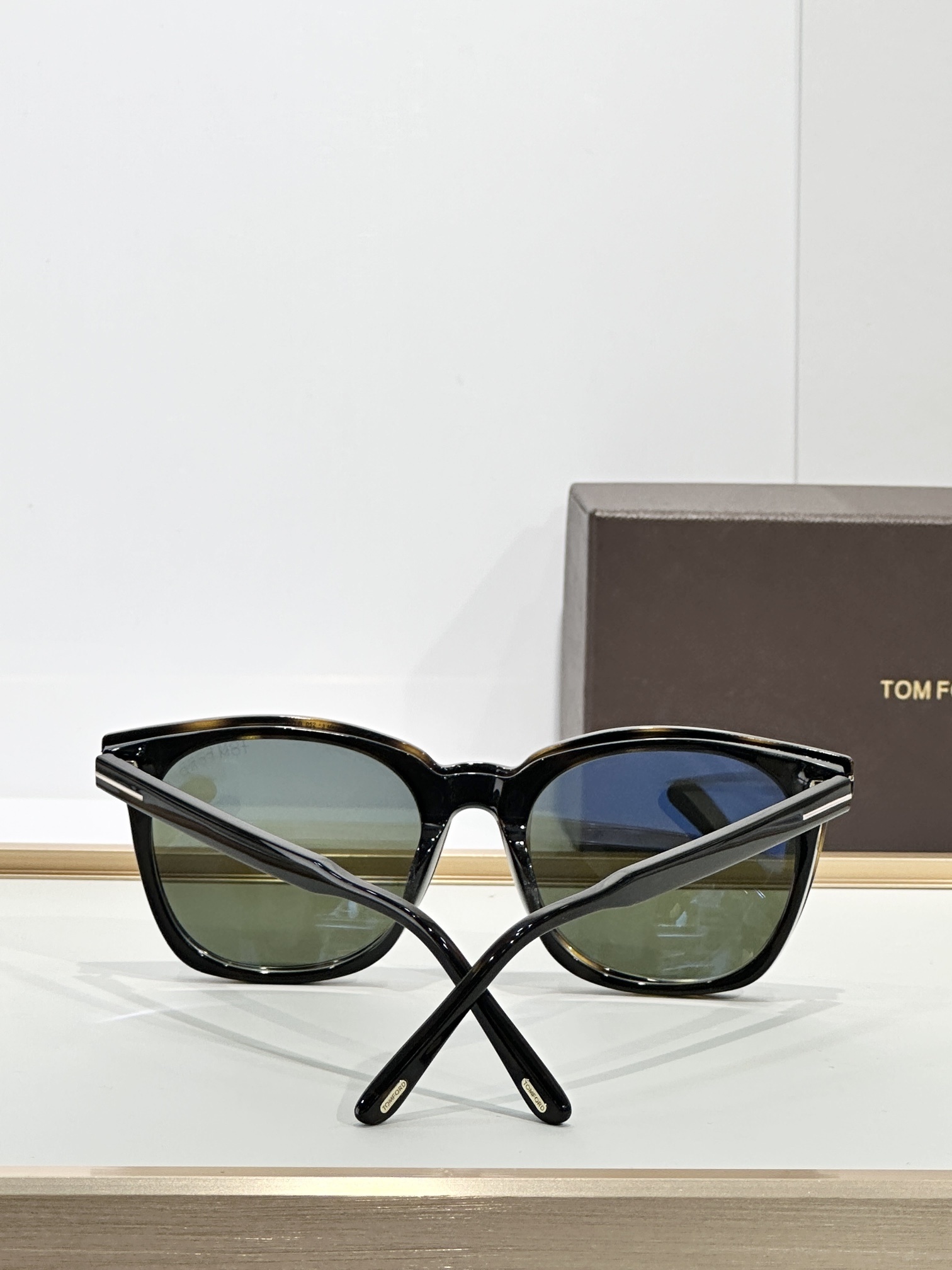 TOM FORD 0037