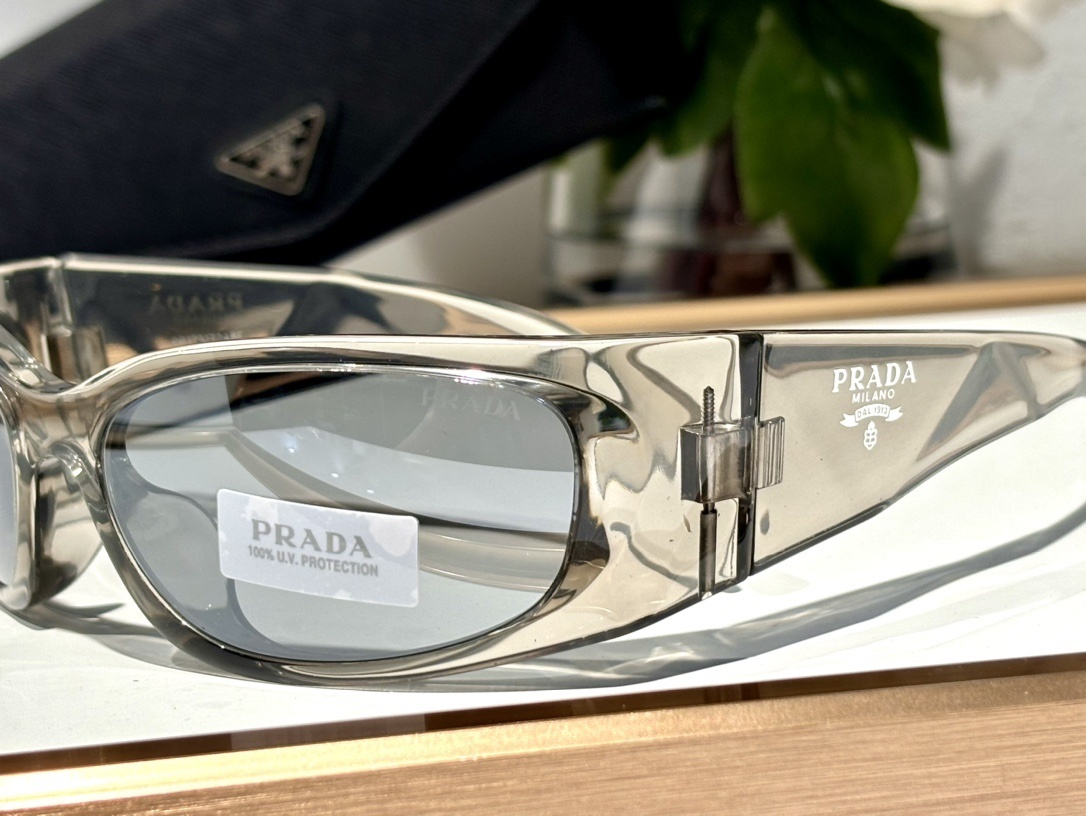 PRADA 0037
