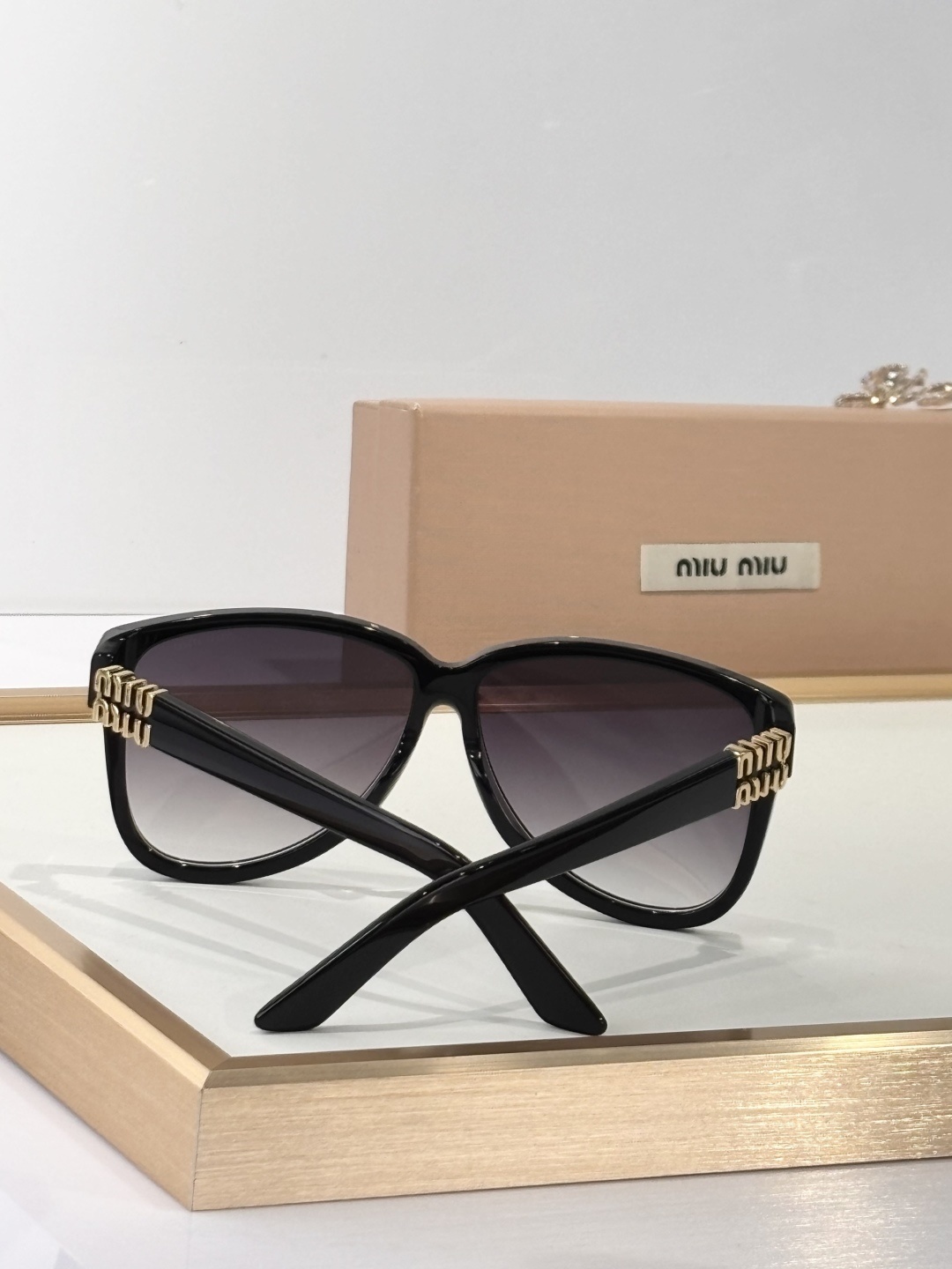 Miu Miu 0019