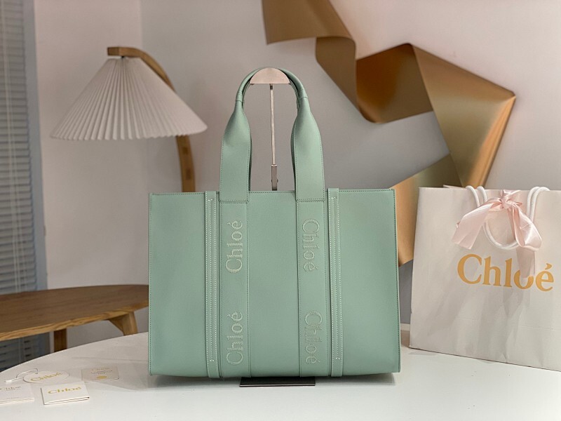 Chloé 163