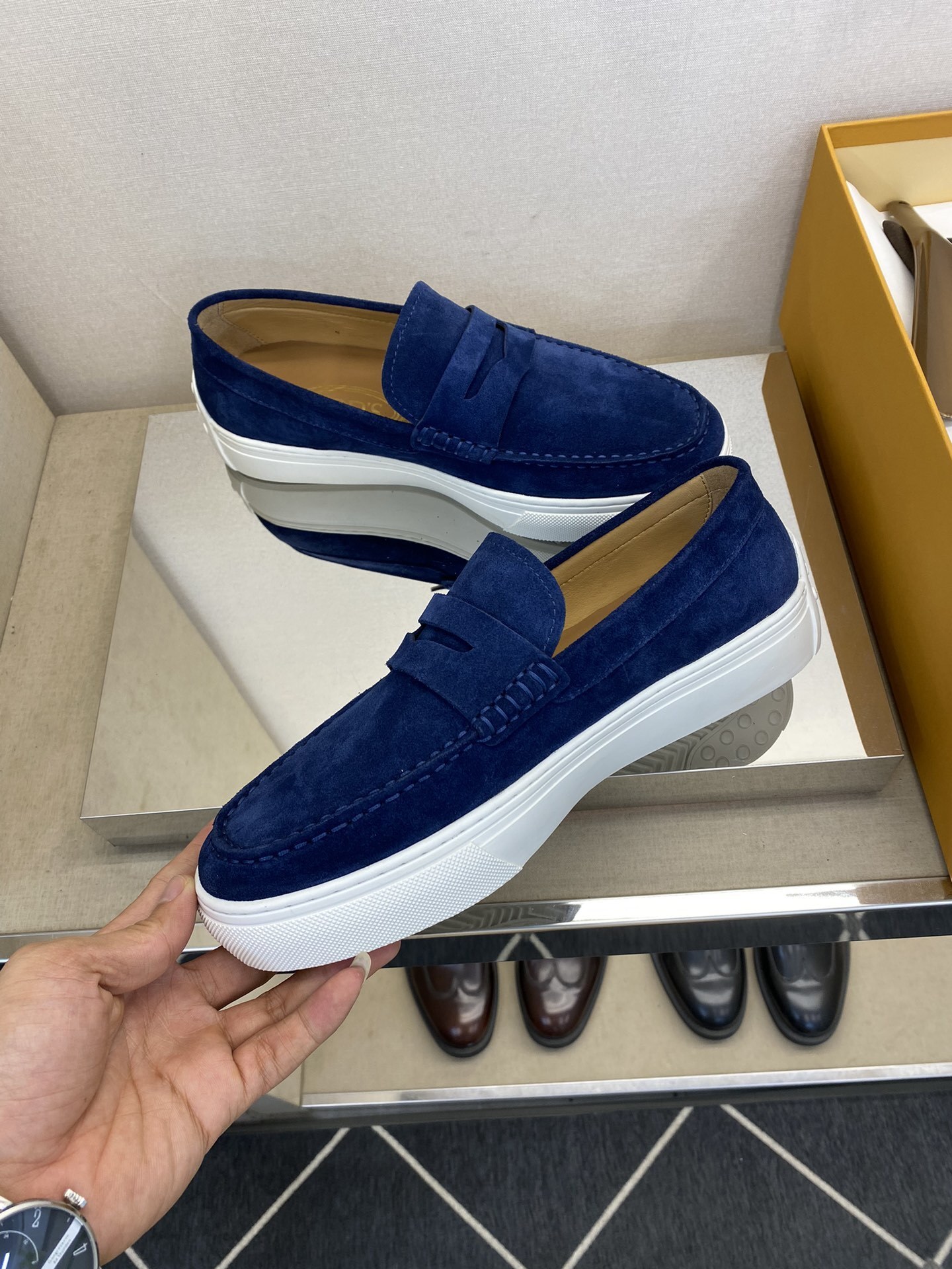 TOD'S 0010