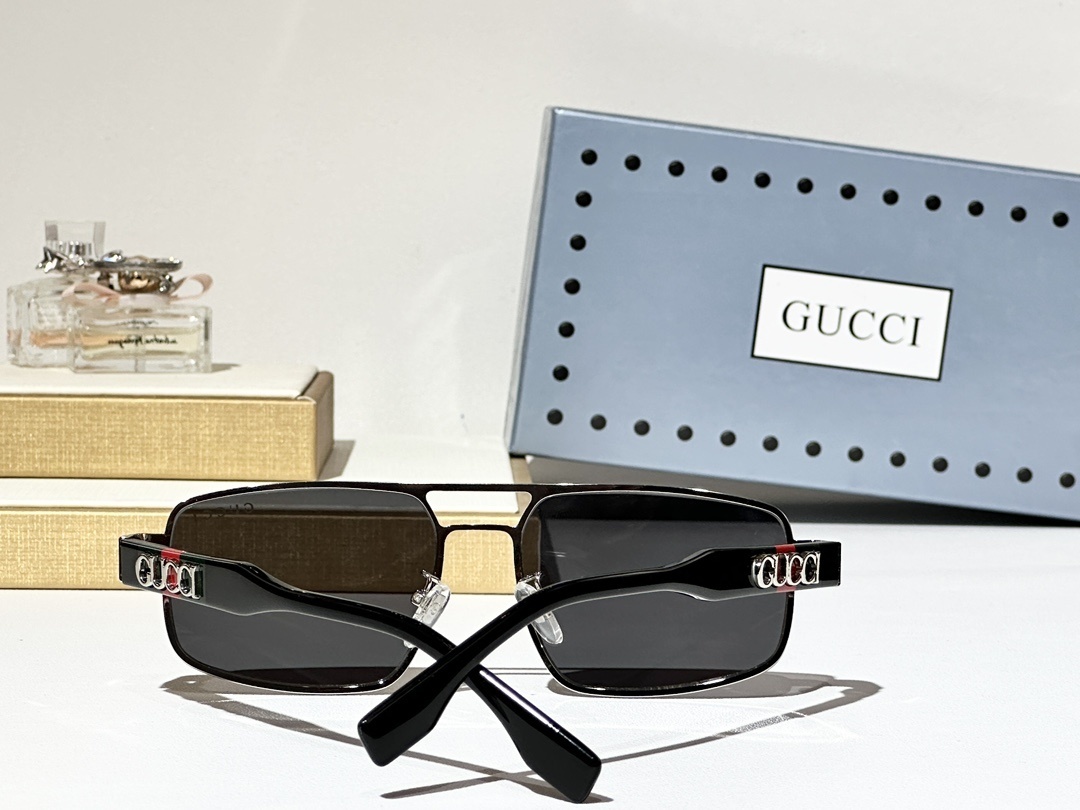 GUCCI 0136