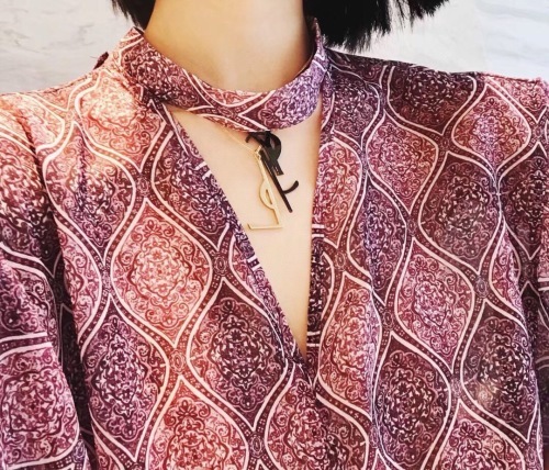 Yves Saint Laurent 000