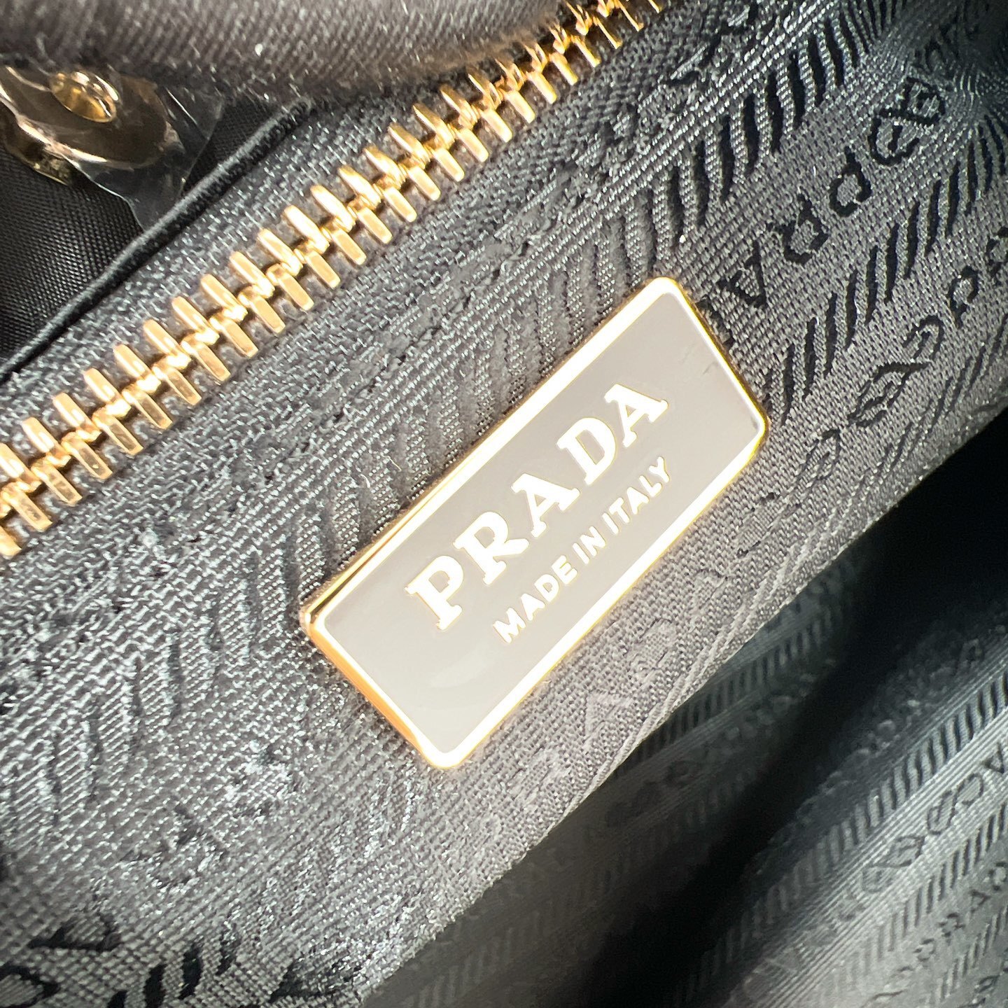 Prada 0108
