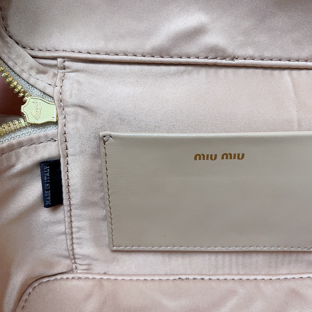 Miu Miu 0085
