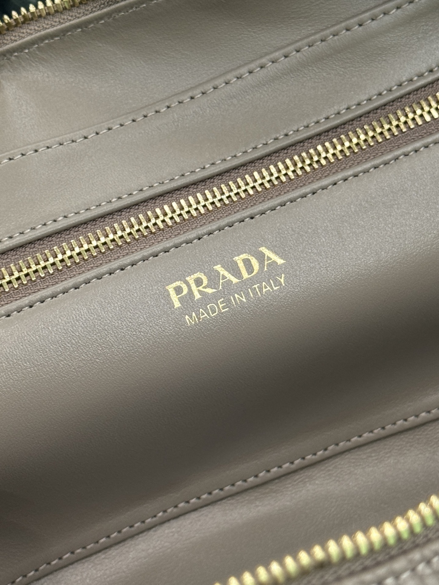 PRADA 0130