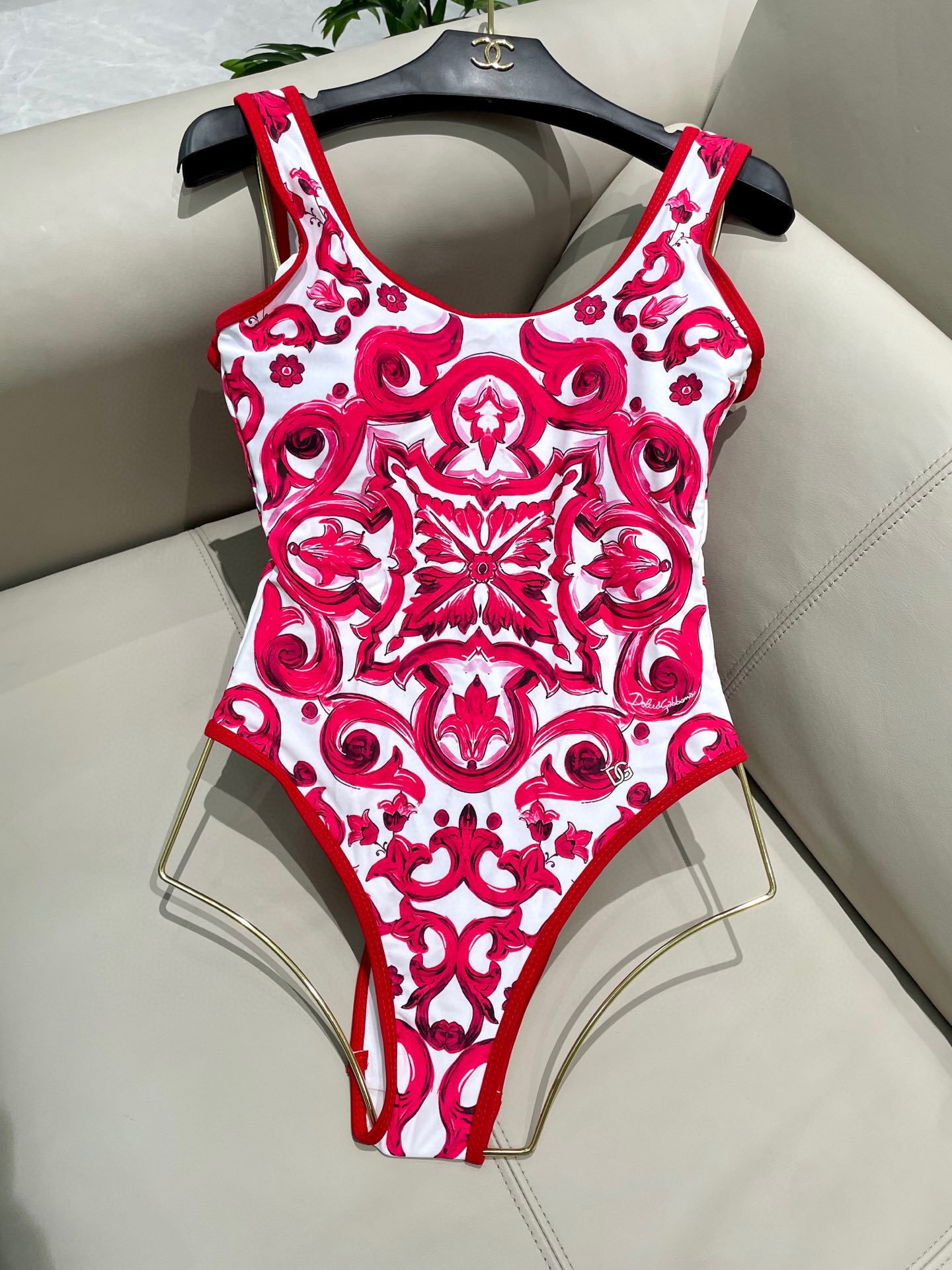 swimsuit 0209