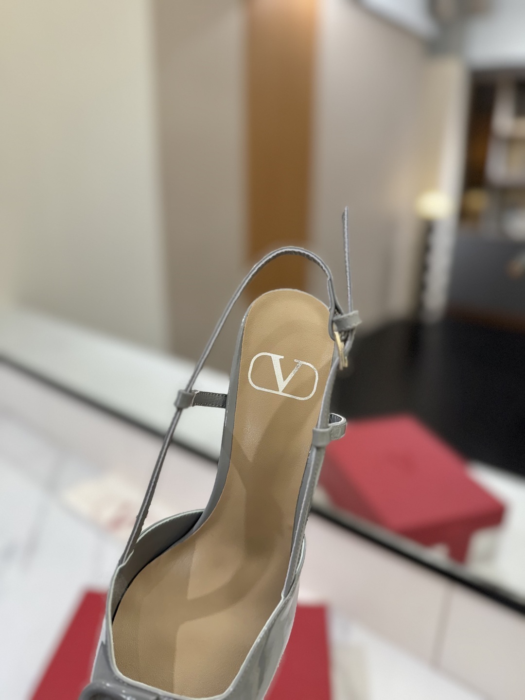 Valentino 0059