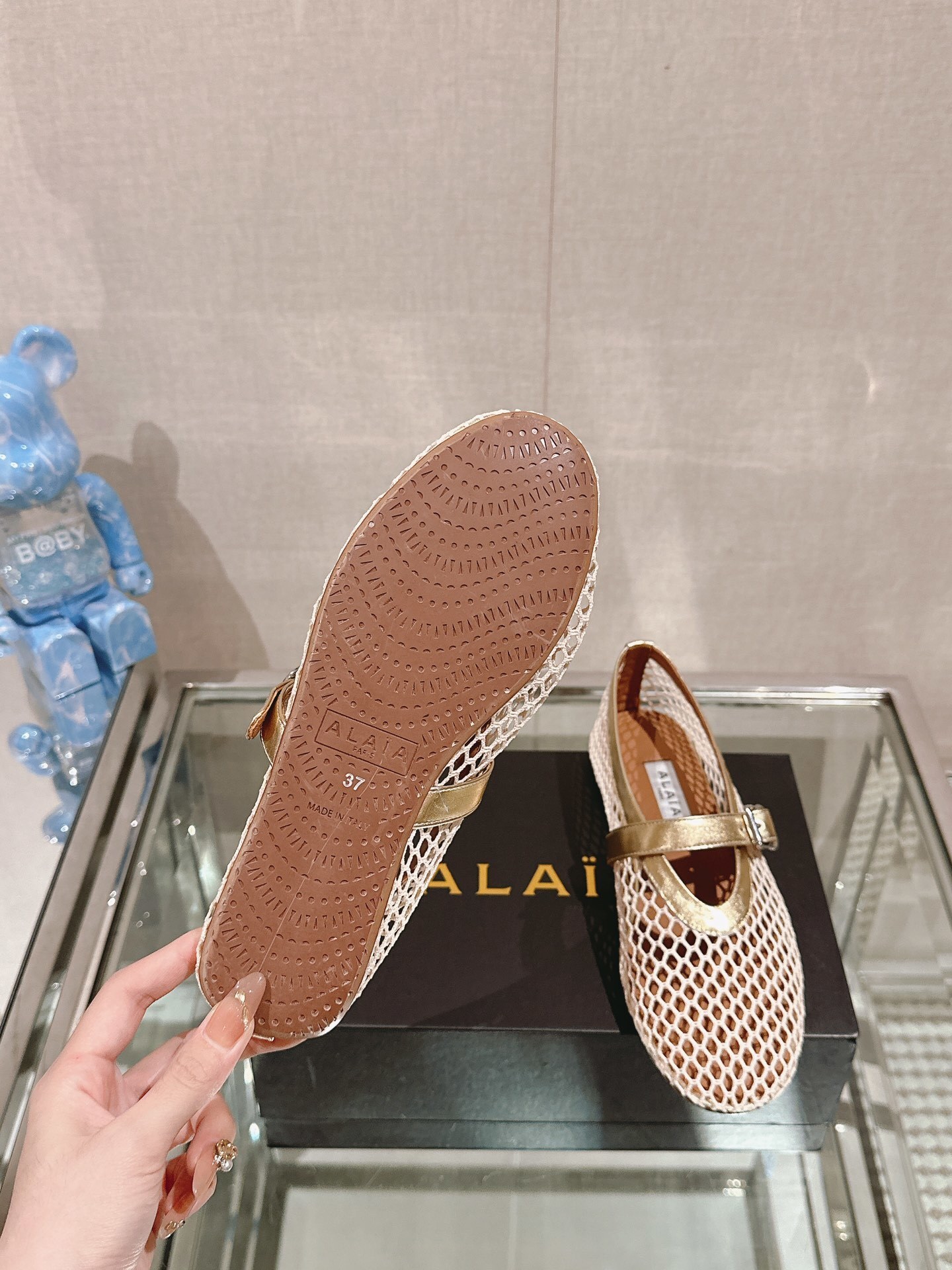 Alaia 0015