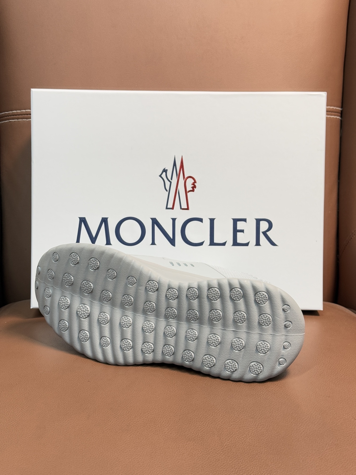MONCLER 0012