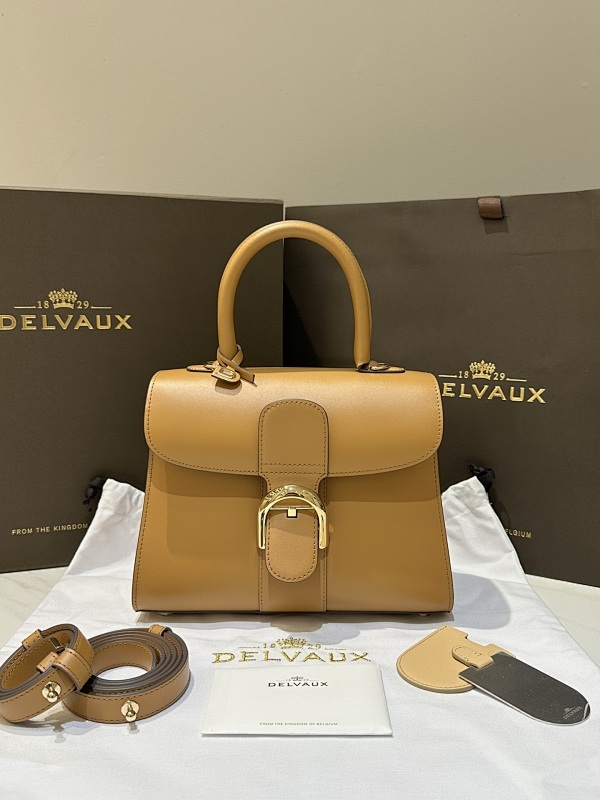 Delvaux 0016
