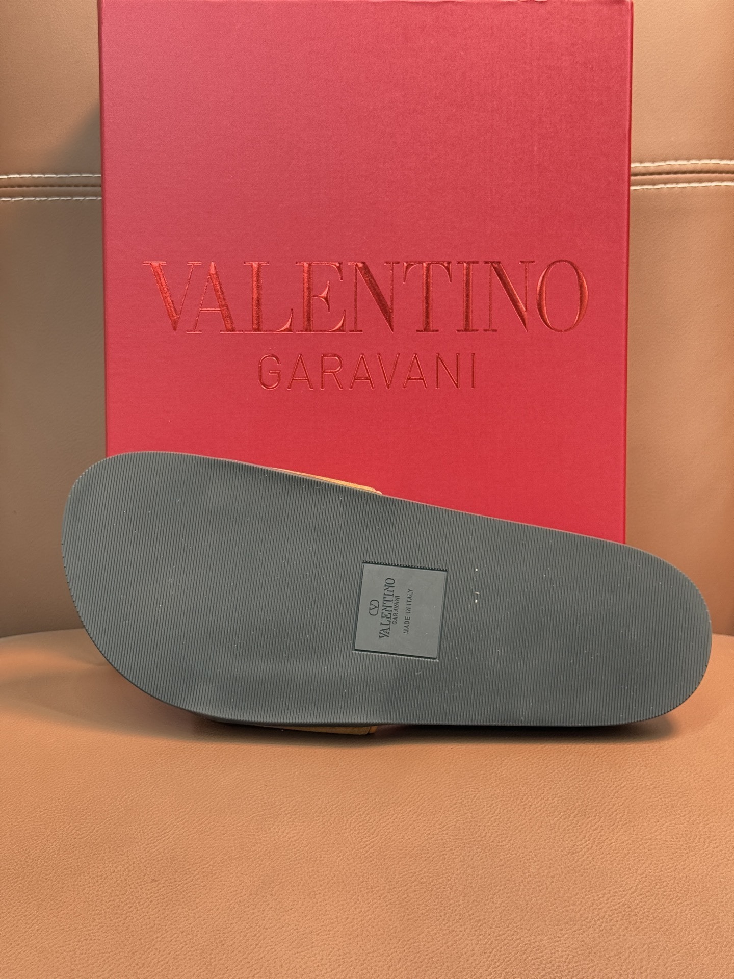 Valentino 0020