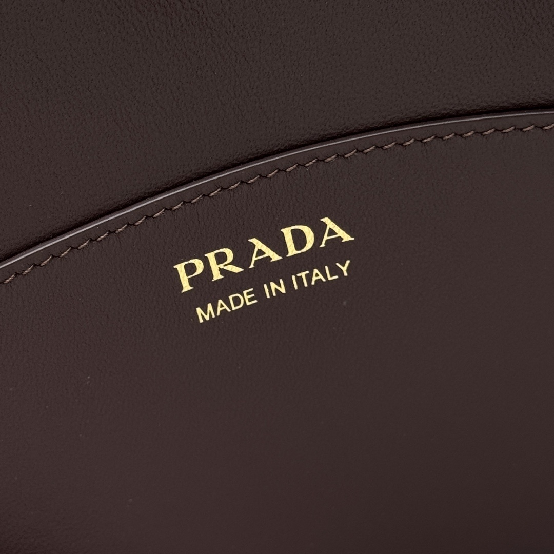 PRADA 0271