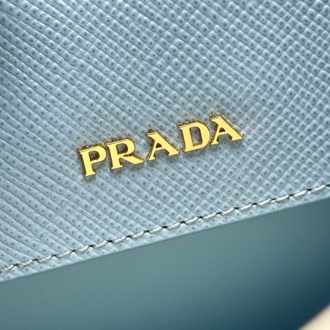 PRADA 0047