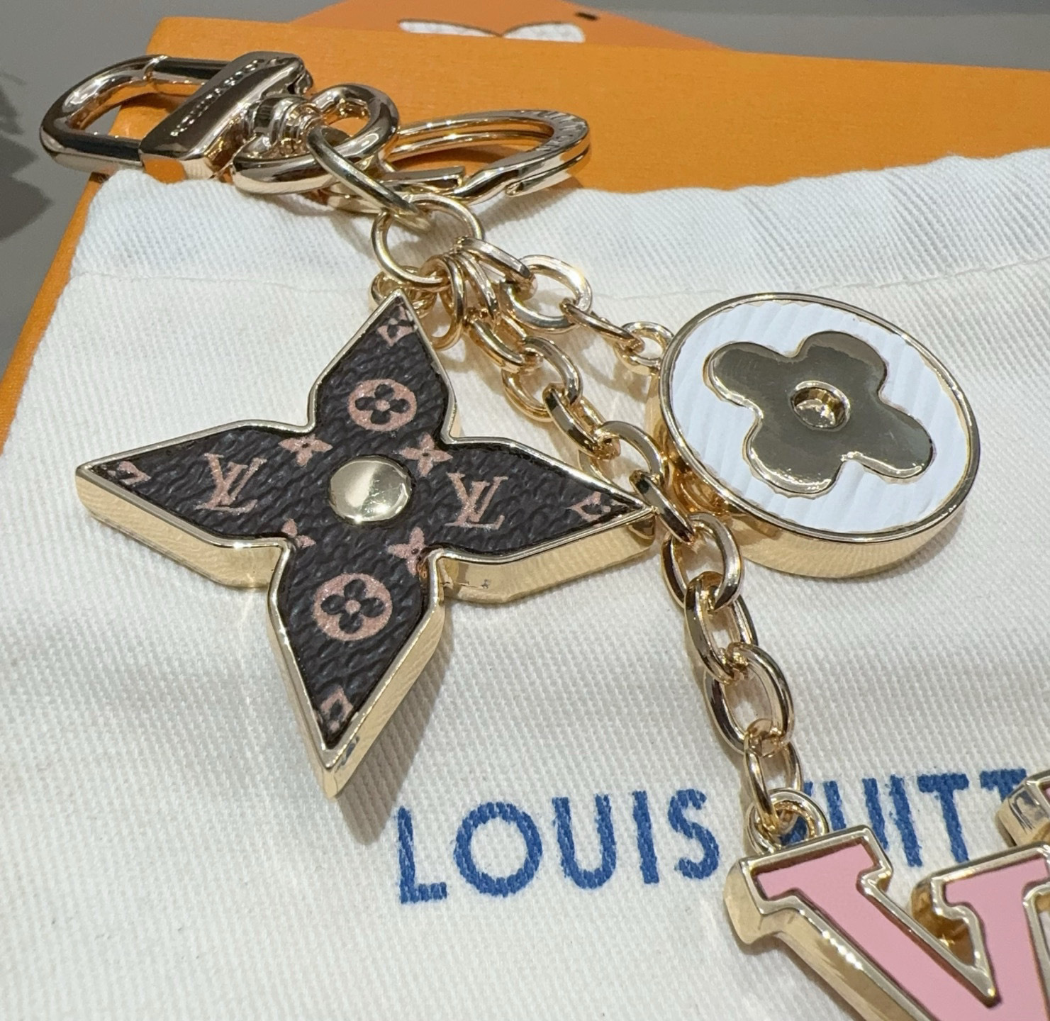 Key chain 0012